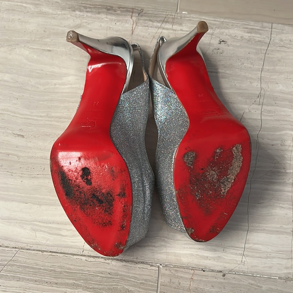 Christian Louboutin heels - Picture 4 of 4
